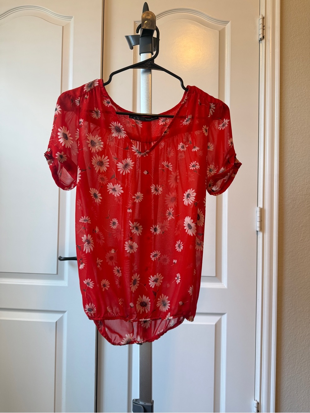 Zara Red Floral Short-Sleeve Blouse